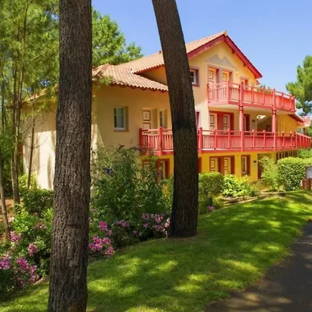 L'oree Des Pins Tropico T2 En Rdc Avec Terrasse Refait A Neuf * Lacanau