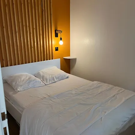 דירה L'oree Des Pins Tropico T2 En Rdc Avec Terrasse Refait A Neuf *